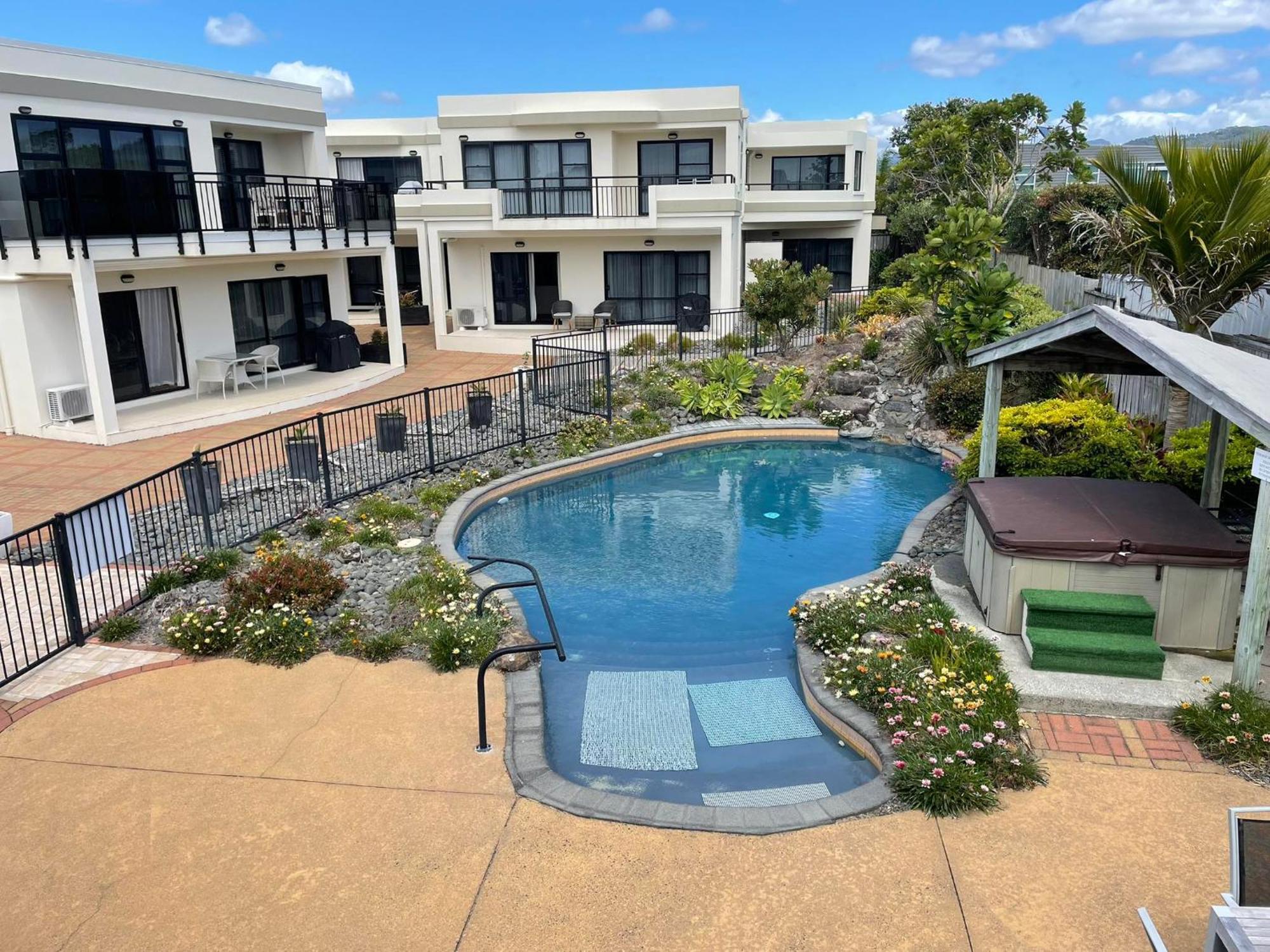 Ocean Breeze Resort Pauanui Exterior foto